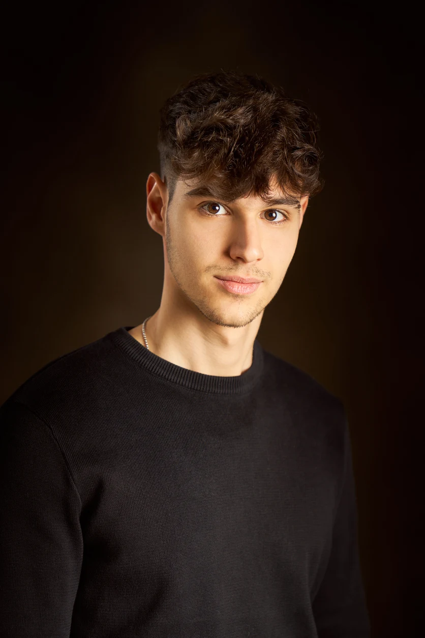 Why Do Professional Actor Headshots Matter_